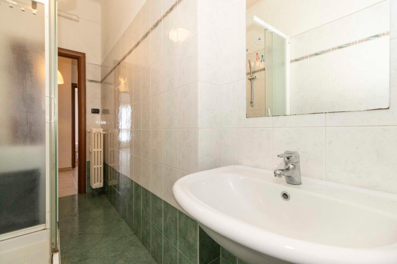 Rivoli Subway Roomy Flat * Turyn