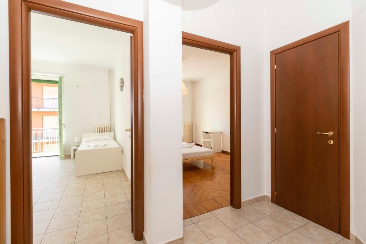 Rivoli Subway Roomy Flat Apartament